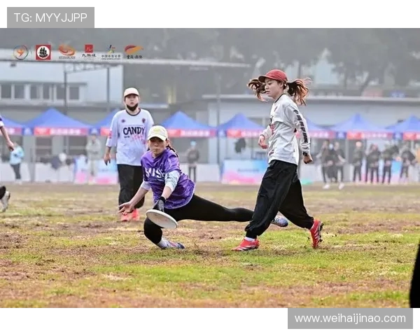 杭州飞盘队与成都飞盘队赛后复盘团队协作的精彩瞬间与经验分享